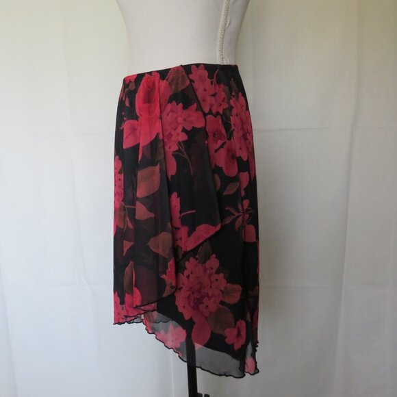 IMI Women’s Girls Pink Black Floral Motif Top and Skirt 2 Pc Set size L - Picture 10 of 12